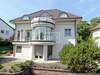 Zweifamilienhaus kaufen in Stuttgart, 666 m² Grundstück, 255 m² Wohnfläche, 9 Zimmer
