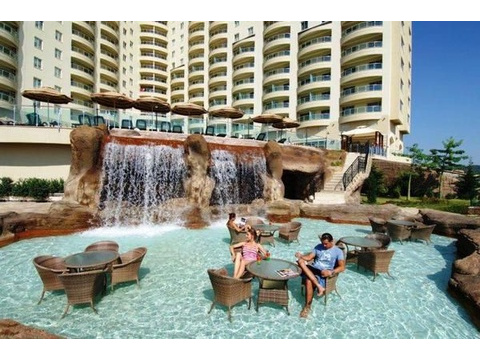 !!! Achtung Notverkauf !!! Luxus Villa mit 5 Schlafzimmern im Gold City Komplex