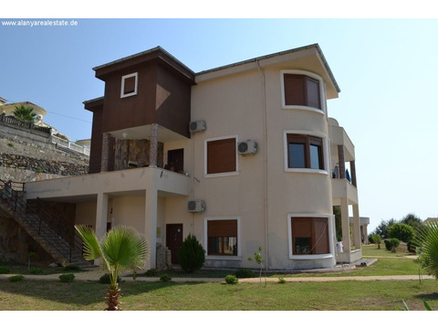 Villa mieten in Kargıcak, 330 m² Wohnfläche, 8 Zimmer