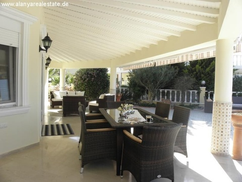 Exclusive Bungalow Villa mit privatem Pool und Sauna in sehr gepflegten Villenpark 6
