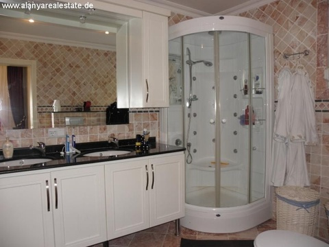 Exclusive Bungalow Villa mit privatem Pool und Sauna in sehr gepflegten Villenpark 16
