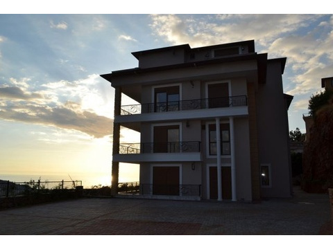Super Luxus Duplex Wohnung mit fantastischem Blick auf Alanya