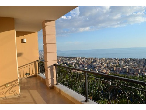 Super Luxus Duplex Wohnung mit fantastischem Blick auf Alanya