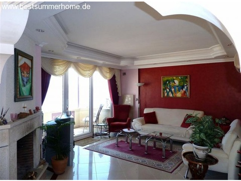 SCHNÄPPCHEN!!!! Super Meerblick! Möblierte 3-Zimmer Wohnung am historischen Burgberg.