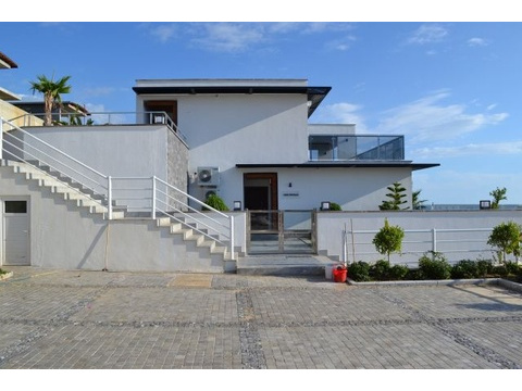 Casa Terrassa Alanya Ultra moderne Terrassenapartments im Villen-Look