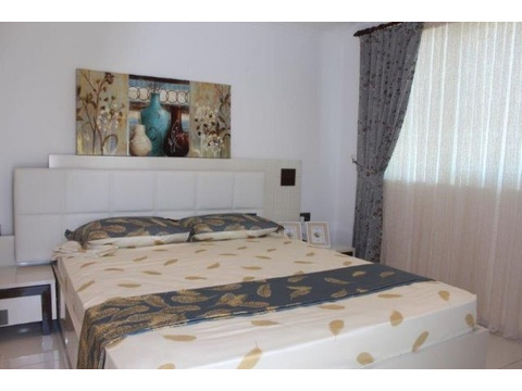 moderne Apartments in aller bester Lage mit Meerblick nur 25 m vom Strand entfernt in Alanya...
