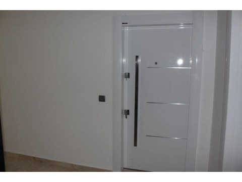 moderne Apartments in aller bester Lage mit Meerblick nur 25 m vom Strand entfernt in Alanya...