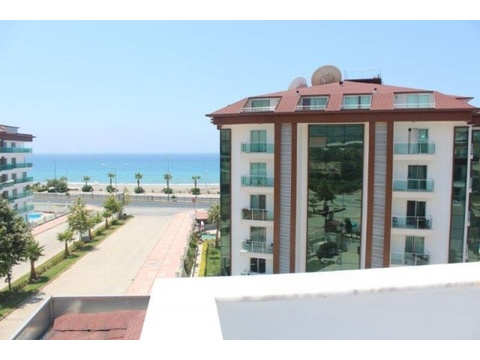 moderne Apartments in aller bester Lage mit Meerblick nur 25 m vom Strand entfernt in Alanya...