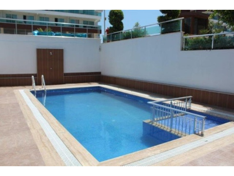 moderne Apartments in aller bester Lage mit Meerblick nur 25 m vom Strand entfernt in Alanya...
