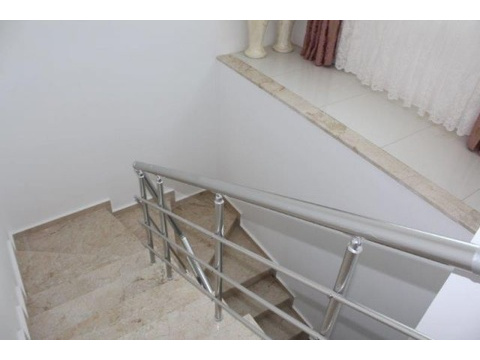 moderne Apartments in aller bester Lage mit Meerblick nur 25 m vom Strand entfernt in Alanya...