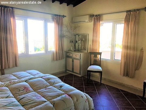 Günstiges voll möblliertes Penthaus in Alanya Tosmur18