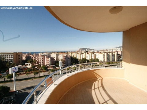 3 Zimmer Wohnung in Tosmur mir Pool und Meerblick2