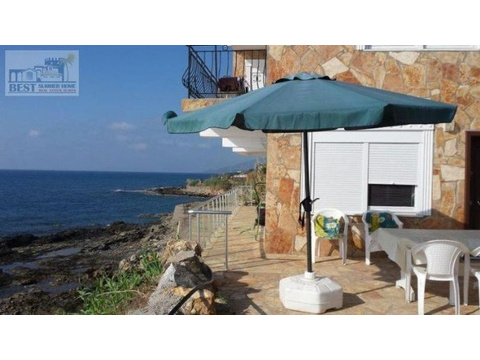 Einmaliges Objekt Villa direkt am Meer4