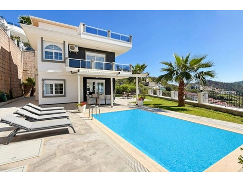 Villa kaufen, 500 m² Grundstück, 240 m² Wohnfläche, 4 Zimmer