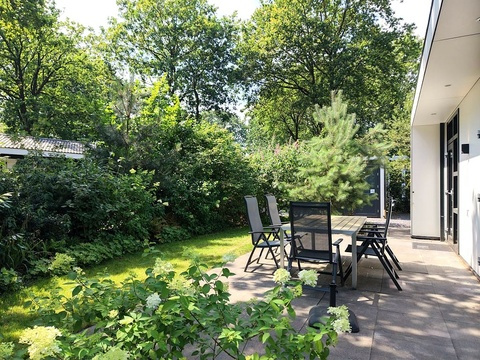 Haus kaufen in Coevorden, 311 m² Grundstück, 50 m² Wohnfläche, 3 Zimmer