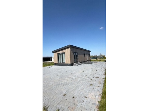 Haus kaufen in Molenschot, 44 m² Wohnfläche, 3 Zimmer