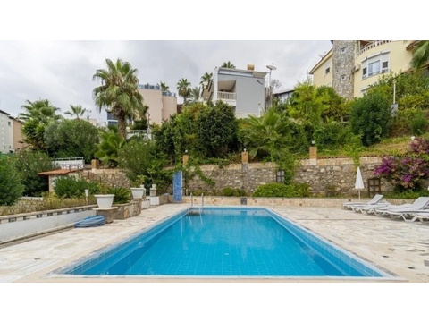 Einfamilienhaus kaufen in Alanya, 200 m² Grundstück, 144 m² Wohnfläche, 4 Zimmer