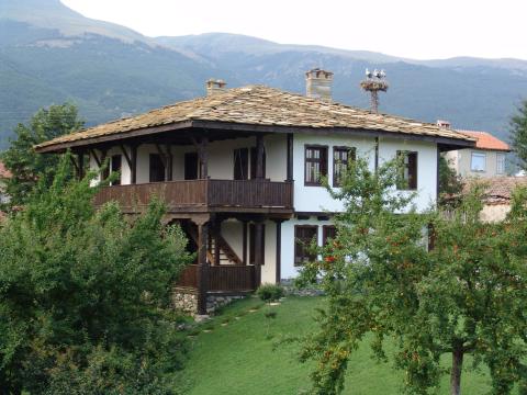 Einfamilienhaus kaufen in Tazha, mit Stellplatz, 780 m² Grundstück, 200 m² Wohnfläche, 4,5 Zimmer