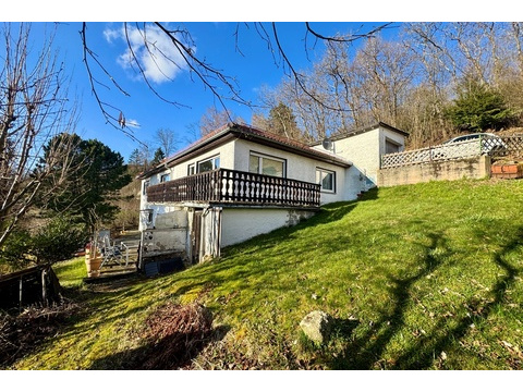 Einfamilienhaus kaufen in Schmitten (Taunus), mit Garage, 558 m² Grundstück, 192 m² Wohnfläche, 5,5 Zimmer