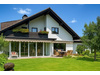 Zweifamilienhaus kaufen in Karben, 733 m² Grundstück, 243 m² Wohnfläche, 6 Zimmer