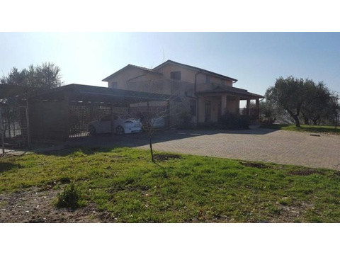 Zweifamilienhaus kaufen in Senigallia