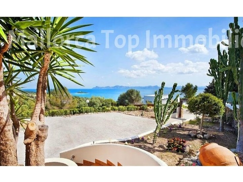 Haus kaufen in Alcúdia, 3.060 m² Grundstück, 300 m² Wohnfläche, 8 Zimmer