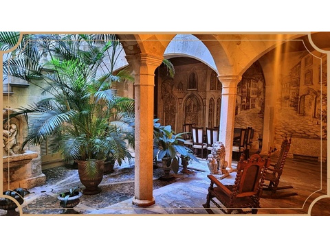 Haus kaufen in Palma, 900 m² Wohnfläche, 8 Zimmer
