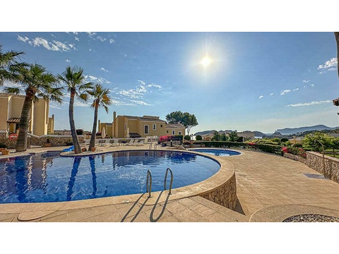 Erdgeschosswohnung kaufen in Santa Ponsa, 130 m² Wohnfläche, 3 Zimmer