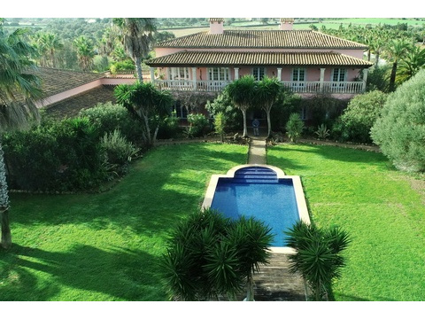 Villa kaufen in Santa Margalida, 151.000 m² Grundstück, 950 m² Wohnfläche, 12 Zimmer