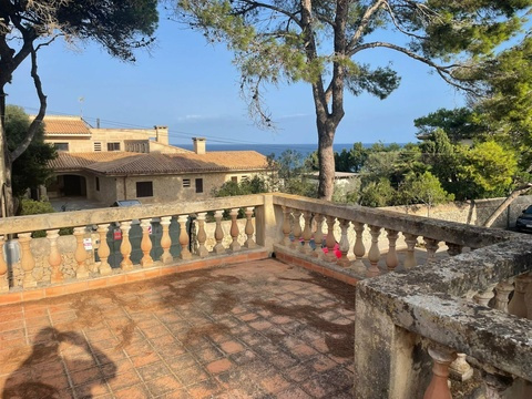 Villa kaufen in Porto Cristo, 418 m² Grundstück, 166 m² Wohnfläche, 5 Zimmer