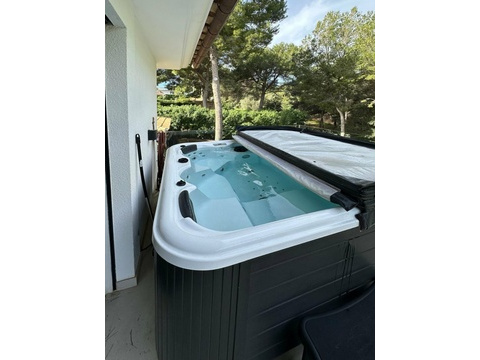 Jaccuzi