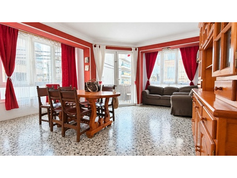 Etagenwohnung kaufen in El Arenal, 102 m² Wohnfläche, 4 Zimmer