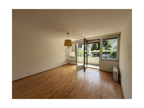 Etagenwohnung kaufen in Badenweiler, mit Stellplatz, 97 m² Wohnfläche, 3,5 Zimmer