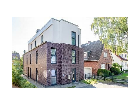 Mehrfamilienhaus kaufen in Hamburg Bramfeld, mit Stellplatz, 515 m² Grundstück, 241 m² Wohnfläche, 12 Zimmer