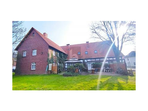 Mehrfamilienhaus kaufen in Lübbecke, mit Stellplatz, 2.280 m² Grundstück, 490 m² Wohnfläche, 13 Zimmer