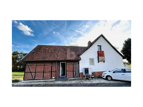 Einfamilienhaus kaufen in Bad Gandersheim, 206 m² Grundstück, 245 m² Wohnfläche, 8 Zimmer
