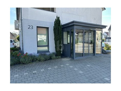 Bürofläche mieten, pachten in Hüttisheim, mit Stellplatz, 5 Zimmer
