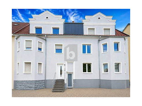 Etagenwohnung kaufen in Saarlouis, mit Stellplatz, 123 m² Wohnfläche, 4 Zimmer