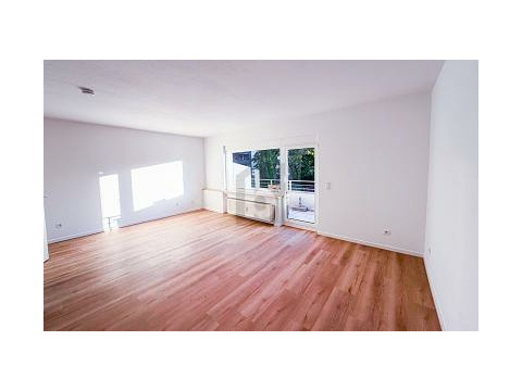 Erdgeschosswohnung kaufen in Kaarst, mit Stellplatz, 80 m² Wohnfläche, 3 Zimmer
