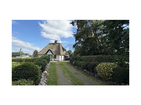 Einfamilienhaus kaufen in Sankt Peter-Ording, mit Stellplatz, 833 m² Grundstück, 95 m² Wohnfläche, 2 Zimmer