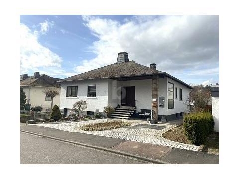 Einfamilienhaus kaufen in Elz, mit Stellplatz, 582 m² Grundstück, 112 m² Wohnfläche, 5 Zimmer