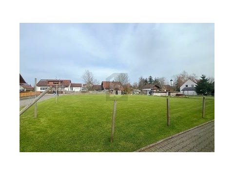 Wohngrundstück kaufen in Steindorf, 771 m² Grundstück