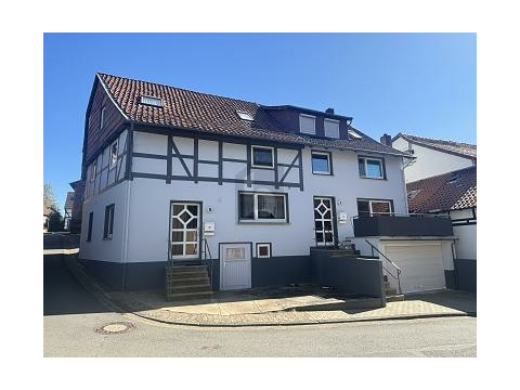 Doppelhaushälfte kaufen in Dassel, mit Garage, 188 m² Grundstück, 315 m² Wohnfläche, 12 Zimmer