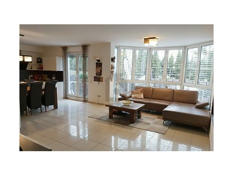 Terrassenwohnung kaufen in Sindelfingen, mit Stellplatz, 99 m² Wohnfläche, 2,5 Zimmer