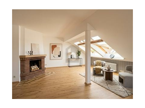 Dachgeschosswohnung kaufen in Böblingen, mit Garage, 60 m² Wohnfläche, 2 Zimmer