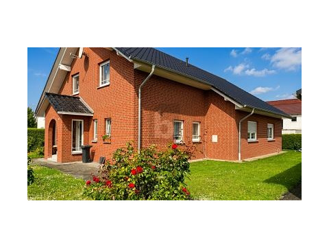 Einfamilienhaus kaufen in Dassel, mit Stellplatz, 717 m² Grundstück, 137 m² Wohnfläche, 4 Zimmer