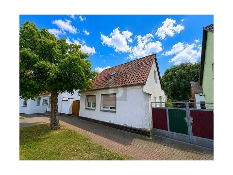 Einfamilienhaus kaufen in Vehlitz, mit Stellplatz, 272 m² Grundstück, 100 m² Wohnfläche, 3 Zimmer