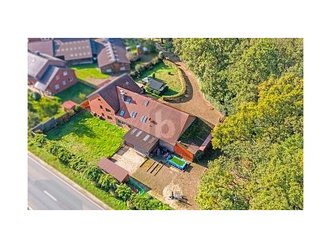 Bauernhaus kaufen in Kirchdorf, mit Stellplatz, 2.402 m² Grundstück, 427 m² Wohnfläche, 9 Zimmer