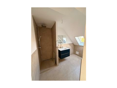 Etagenwohnung mieten in Leinfelden-Echterdingen, 85 m² Wohnfläche, 4 Zimmer