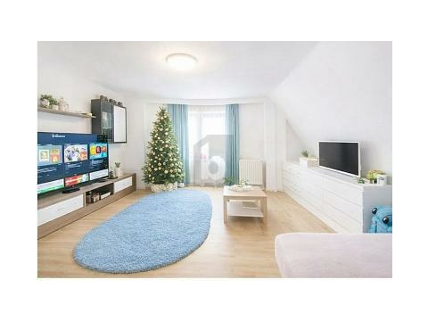 Etagenwohnung kaufen in Stutensee, mit Stellplatz, 87 m² Wohnfläche, 3 Zimmer